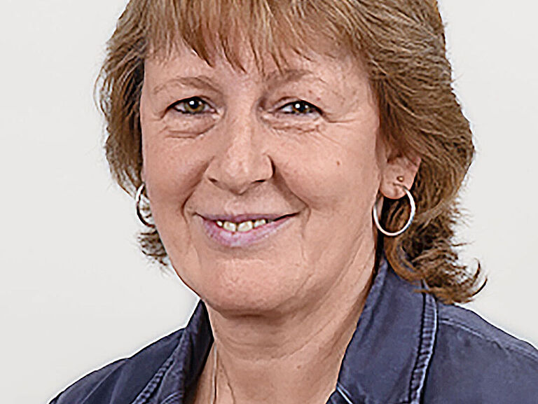 Das Bild zeigt ein Porträt von Kristina Kroß, freigestellte Betriebsrätin bei Kaufland