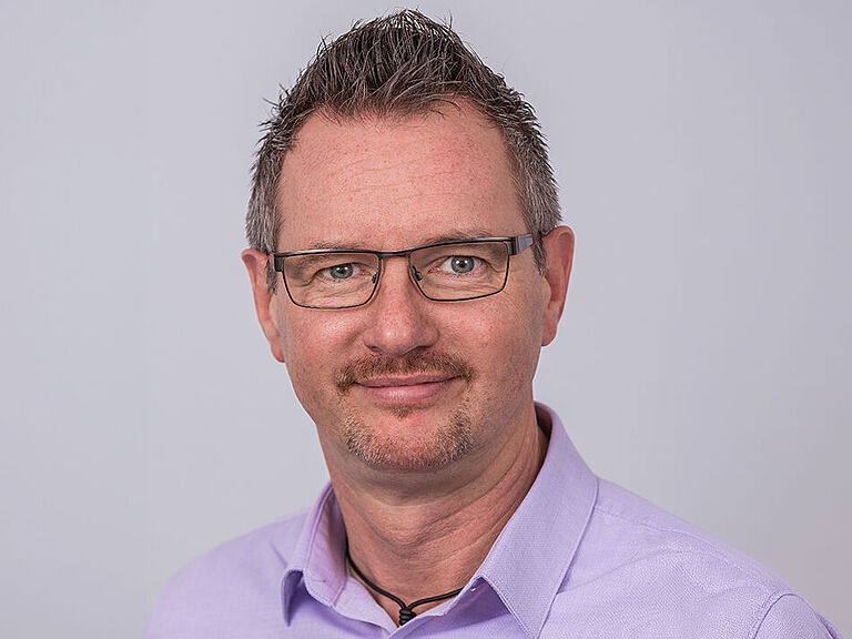 Portrait von Ralf Schick, Referatsleiter Physische Belastung, BGHW