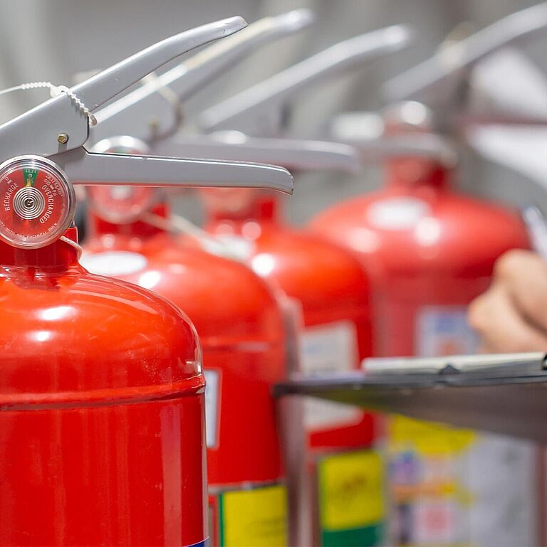 Die Wartung von Feuerlöschern
