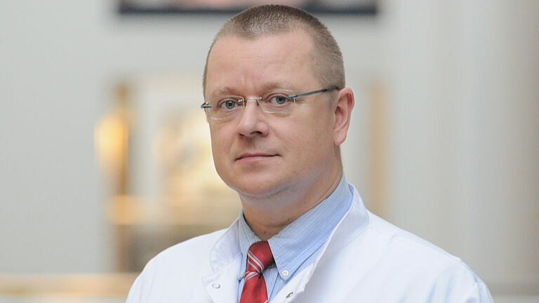 Porträt des Neurologen Kai Wohlfarth
