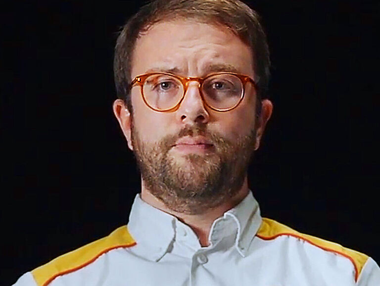 Das Bild zeigt ein Porträt von Peter Weller, Sicherheitsexperte bei Control Risks und Projektleiter Retail Security bei Shell.