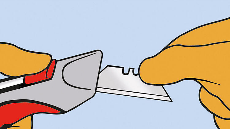 Eine Hand hält ein Sicherheitsmesser, die andere greift die Klinge, um sie herauszulösen.