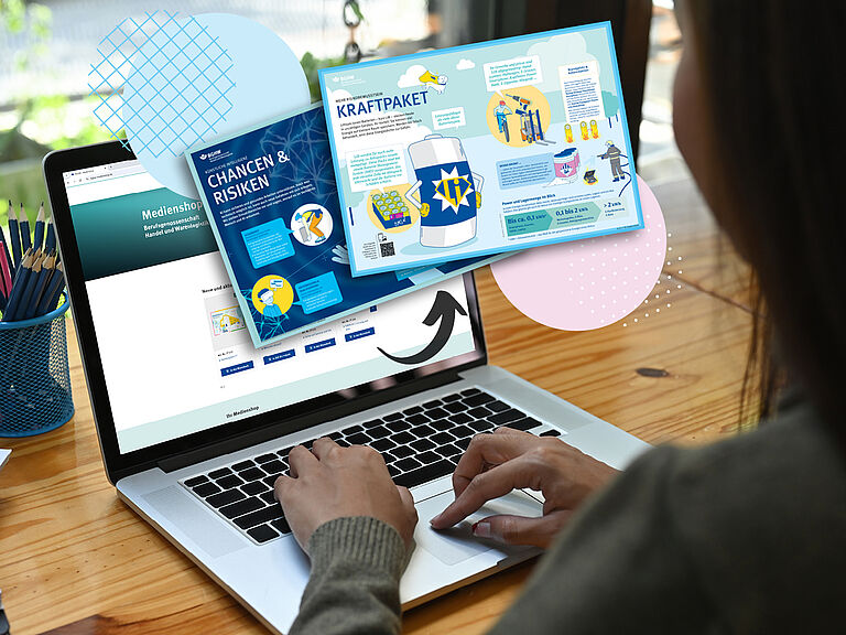 Eine Frau sitzt vor einem Notebook, auf dem Screen der Medienshop der BGHW, darin ein Pfeil auf zwei Infografiken, die vor dem Screen im Luftraum schweben, u.a. zu Lithium-Ionen-Batterien.